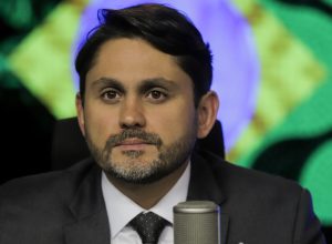 pgr-denuncia-ministro-das-comunicacoes-por-desvio-de-emendas