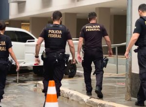 policiais-civis-sao-presos-por-suspeita-de-cobrar-propina-de-funkeiros