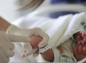 sub-registro-de-nascimento-cai-para-1,05%-em-2023,-o-menor-desde-2015