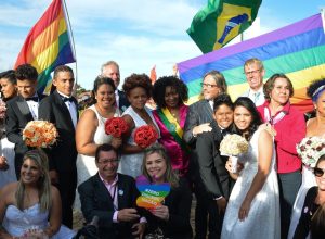 casamento-entre-mulheres-cresce-5,9%-e-e-recorde-em-2023,-mostra-ibge