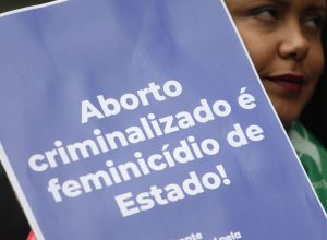 meninas-maes-passam-de-14-mil-e-so-1,1%-tiveram-acesso-a-aborto-legal