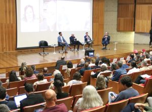 dirigentes-de-emissoras-publicas-alertam-para-cuidados-com-fake-news